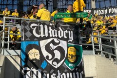 signal-2025-04-07-012634